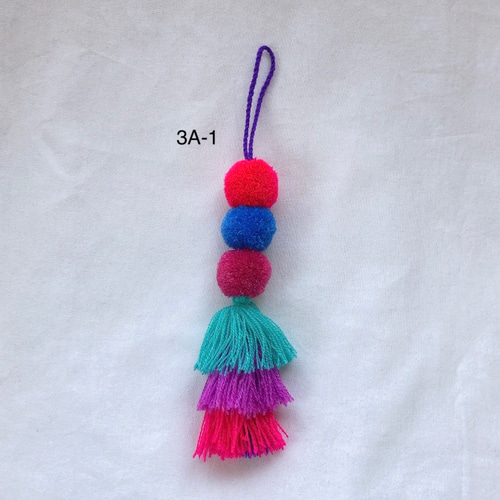 メキシコ/毛糸】ポンポンチャームS（ショート1・アースカラー