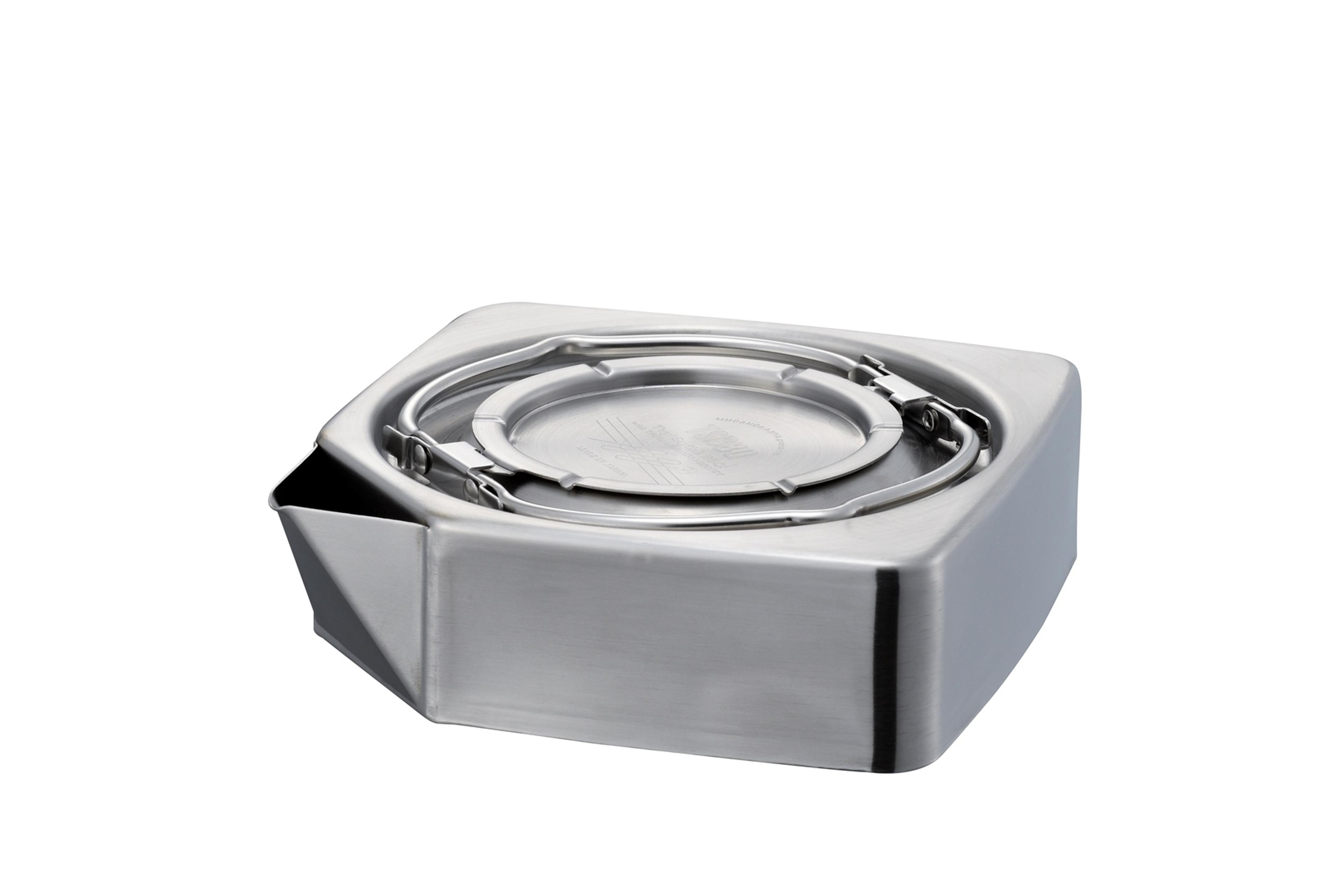 TSBBQからフラットなフォルムの「スクエアケトル」が登場。これなら