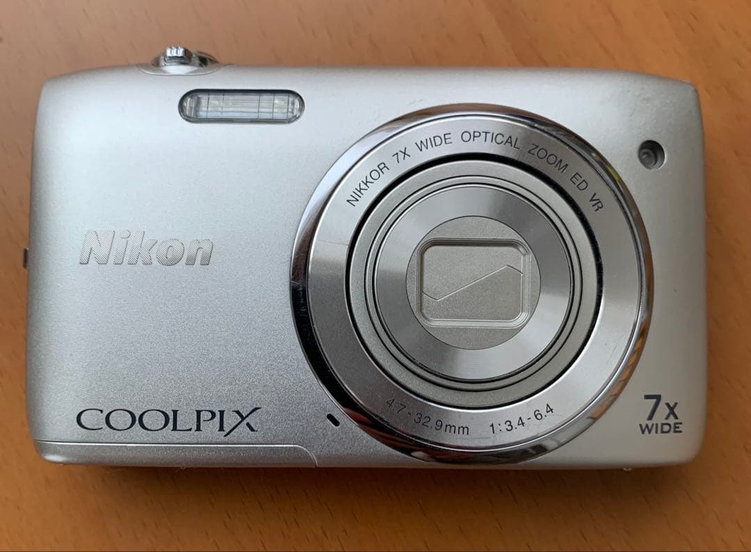 Nikon COOLPIX S3500 デジタルカメラ シルバー s-l400.jpg