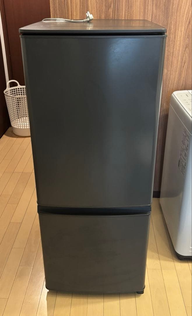 【送料込み】三菱 冷蔵庫 MR-P15G 146L 2020年製 冷蔵庫 Pシリーズ マットホワイト MR-P15G-W [146L /2ドア /右開き