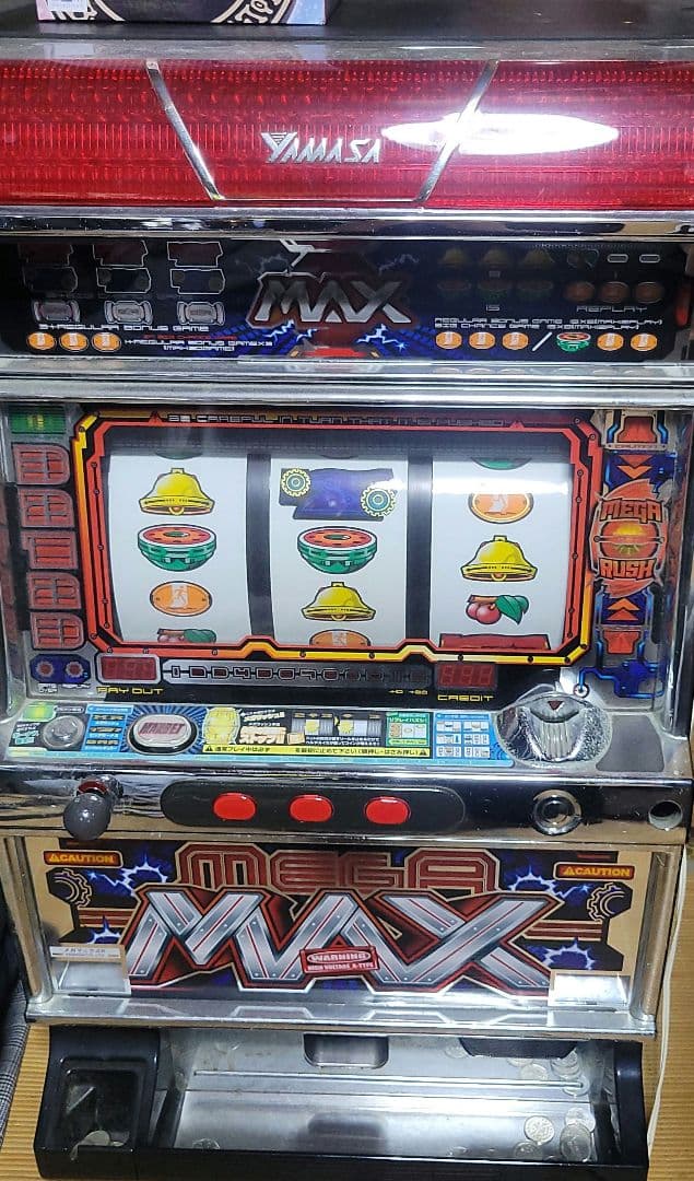4号機 メガマックスR 山佐 メガマックスR【パチスロ】MAXメガRUSH×ビッグバンモードを引き起こす