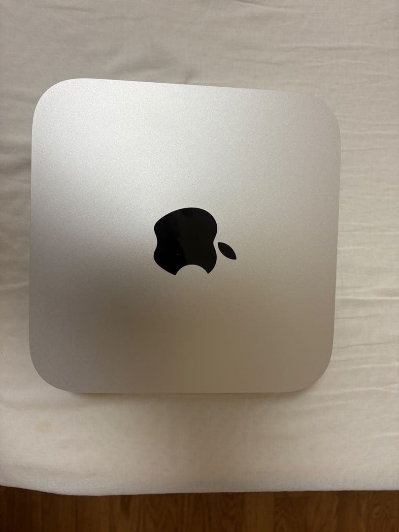 Mac mini Ｍ２　8コアCPU 10コアGPU 8GB SSD 256GB Amazon.com: Apple Mac Mini Desktop Computer, M2 Chip with 8-Core