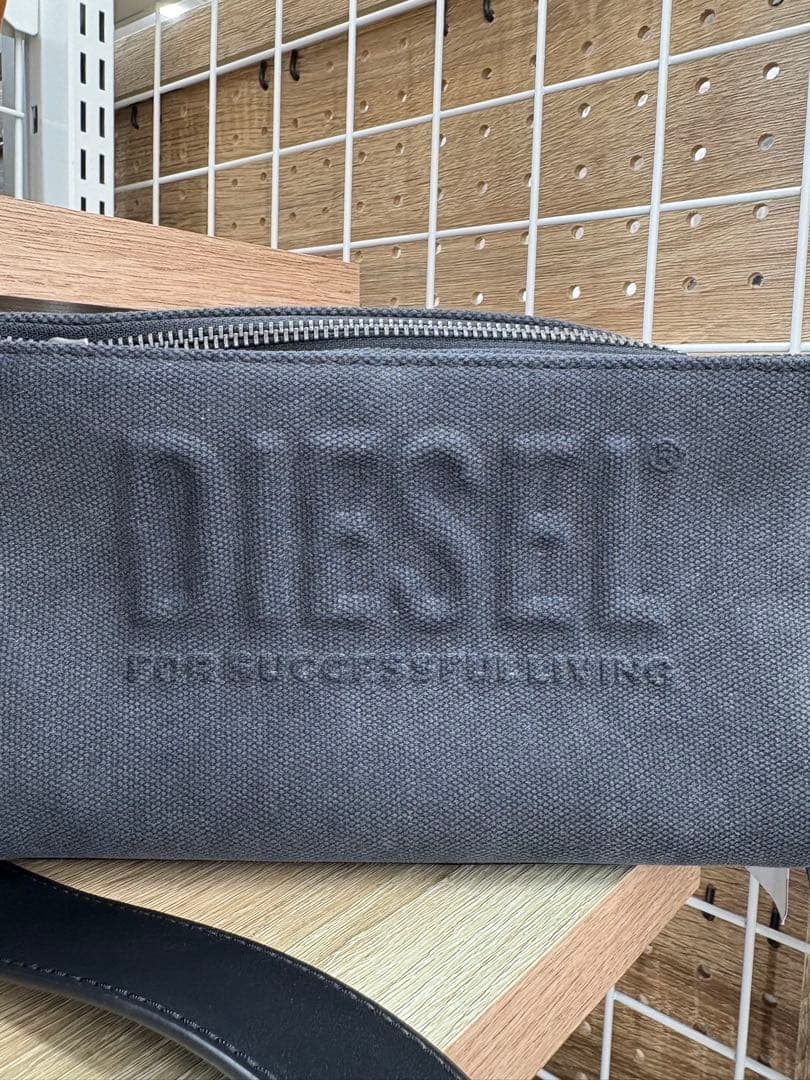 【美品】DIESEL ディーゼル メッセンジャーバッグ ショルダーバッグ 楽天市場】DIESEL ディーゼル メンズ レディースメッセンジャーバッグ